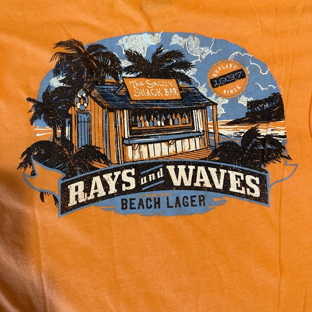 Izod Orange Short Sleeve Tee Vibrant Graphic Design NWOT - Picture 4 of 5